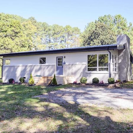 Gorgeous Renovated Home With Large & Private Lot Winchester Zewnętrze zdjęcie