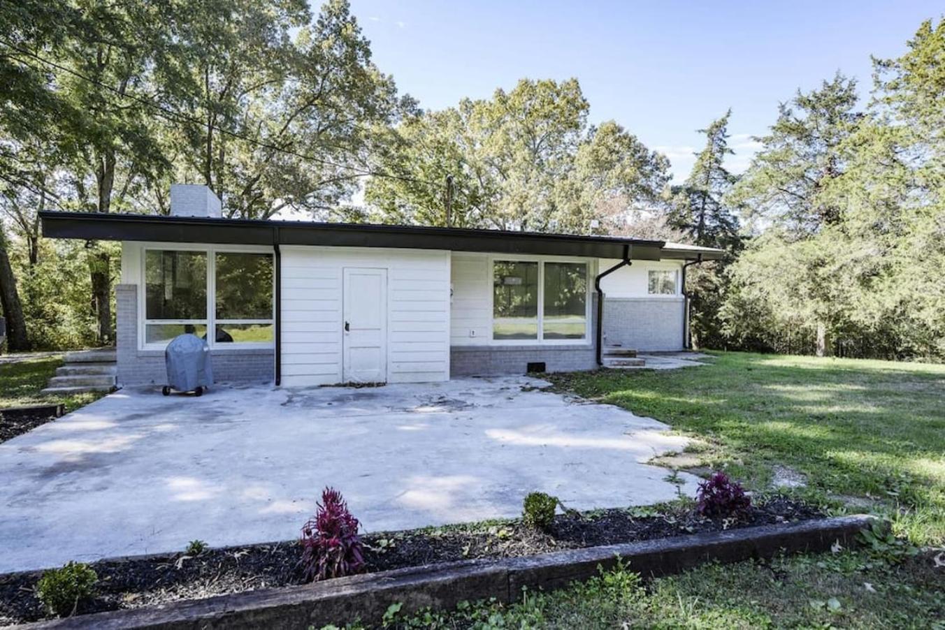 Gorgeous Renovated Home With Large & Private Lot Winchester Zewnętrze zdjęcie