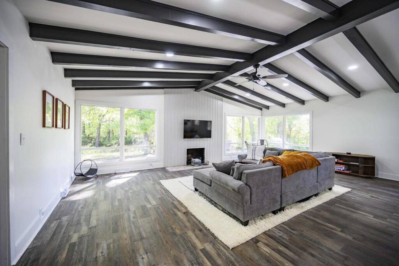 Gorgeous Renovated Home With Large & Private Lot Winchester Zewnętrze zdjęcie